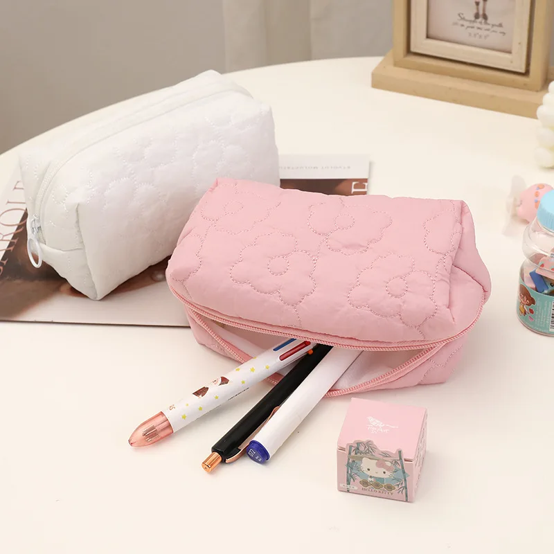 Zipper-Large-Solid-Color-Cosmetic-Bag-Travel-Make-Up-Toiletry-Bag-Washing-Pouch-Pen-Pouch-Cute.jpg_ (5)